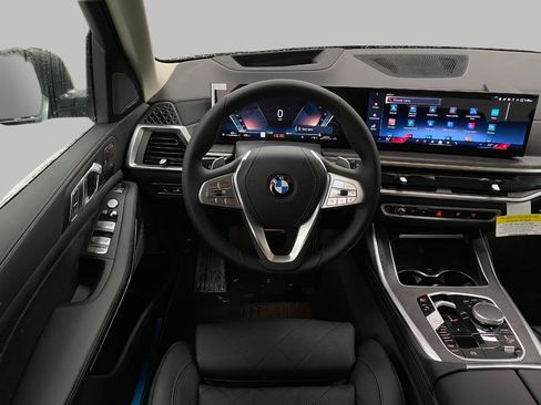 New 2026 BMW X7 xDrive40i image 15
