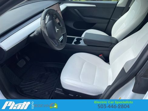 Used 2023 Tesla Model Y Long Range AWD/4WD image 21