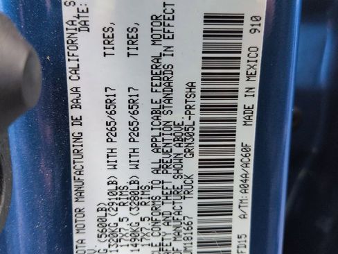 Used 2018 Toyota Tacoma TRD Sport image 29