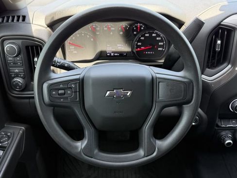 Used 2022 Chevrolet Silverado 1500 Custom Trail Boss AWD/4WD image 13