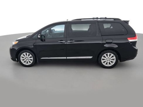 Used 2014 Toyota Sienna Limited w/ Limited Premium Package image 8