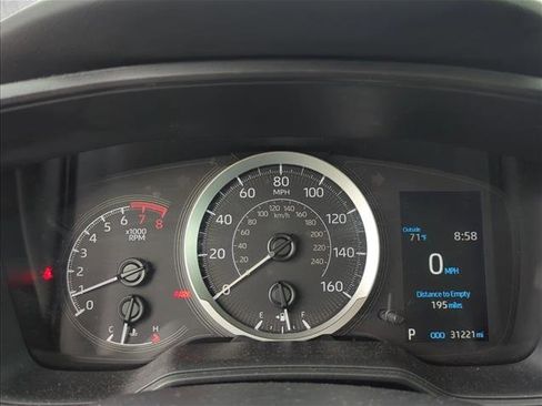 Used 2022 Toyota Corolla LE image 17