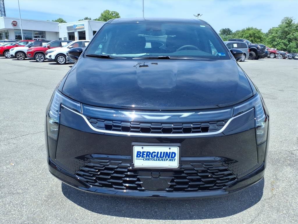 New 2027 Chrysler Pacifica Select FWD image 9