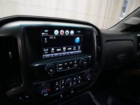 Used 2018 Chevrolet Silverado 1500 LTZ w/ Sport Package AWD/4WD image 6
