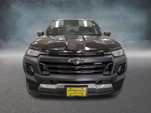 Used 2023 Chevrolet Colorado Trail Boss w/ Advanced Trailering Package AWD/4WD image 2