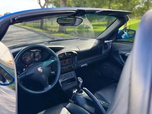 Used 2004 Porsche Boxster RWD image 23