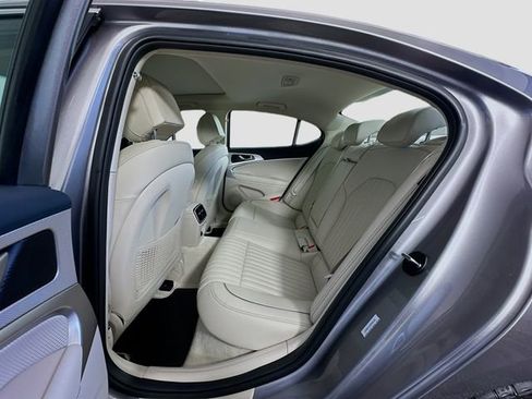 Certified 2026 Genesis G70 2.5T Prestige RWD image 17