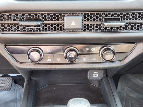 Used 2024 Honda HR-V LX image 20