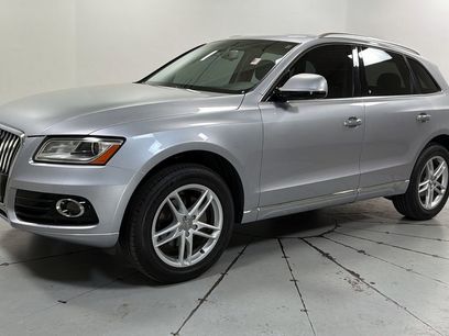 Used 2017 Audi Q5 2.0T Premium Plus w/ Technology Package