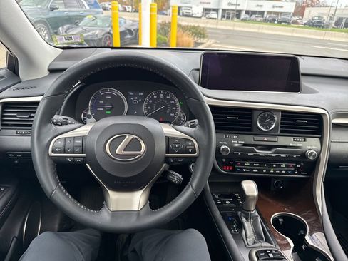 Used 2019 Lexus RX 450h AWD image 43