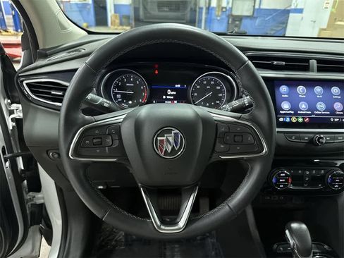 Used 2023 Buick Encore GX Select image 18