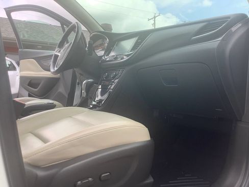 Used 2017 Buick Encore Essence FWD image 30