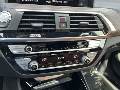 Used 2021 BMW X3 xDrive30i w/ Executive Package AWD/4WD image 19