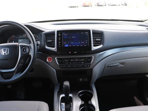 Used 2016 Honda Pilot EX image 15