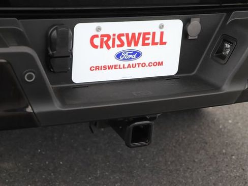 Used 2023 Ford F150 Lariat w/ Max Trailer Tow Package image 9