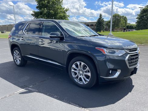 Used 2018 Chevrolet Traverse Premier w/ LPO, Floor Liner Package AWD/4WD image 7