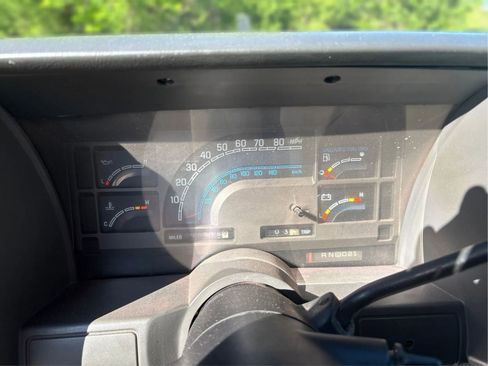 Used 1990 Chevrolet Astro RWD image 16
