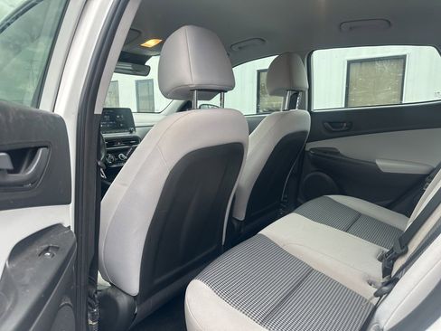 Used 2022 Hyundai Kona SE image 14