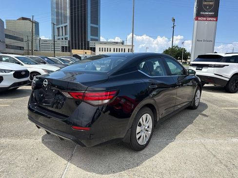 Used 2025 Nissan Sentra S FWD image 7