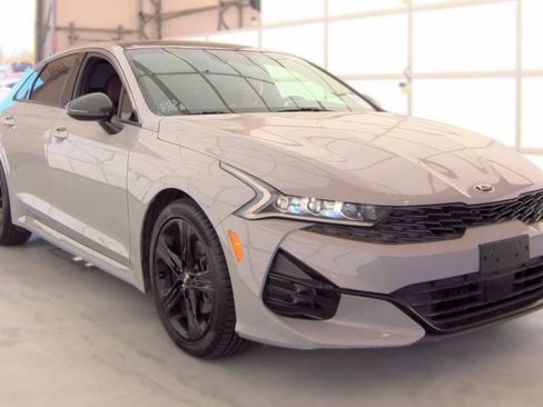 Used 2021 Kia K5 GT-Line w/ GT-Line FWD Premium Package image 4