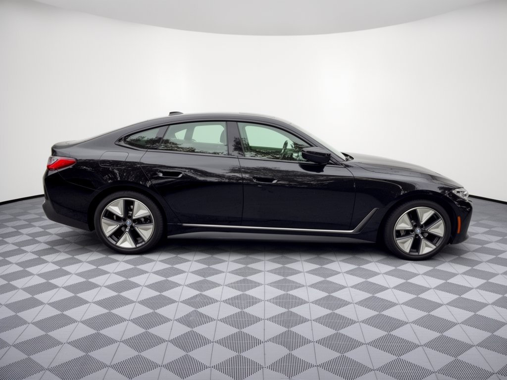 Used 2023 BMW i4 eDrive35 w/ Premium Package RWD image 8