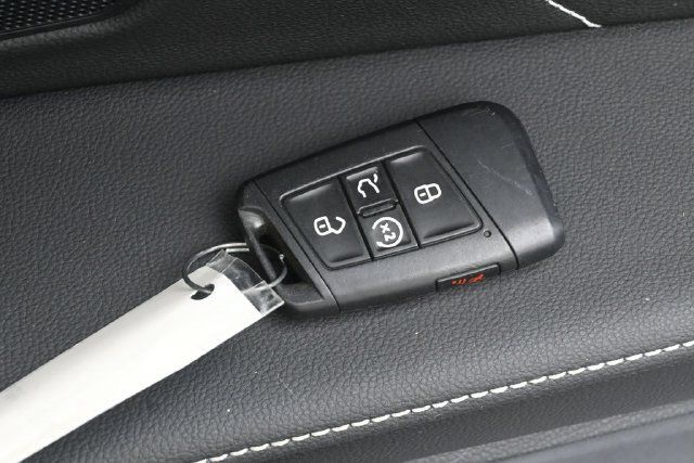 Used 2023 Volkswagen Tiguan SE FWD image 37
