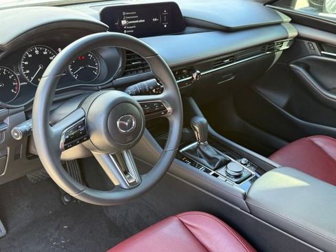 Used 2024 MAZDA MAZDA3 s image 9