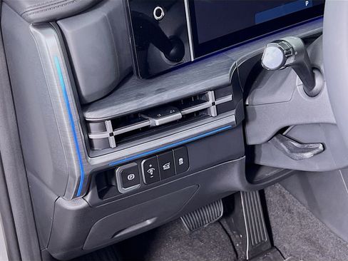 New 2026 Hyundai Santa Fe Limited image 9