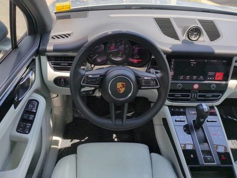 Used 2024 Porsche Macan AWD/4WD image 14
