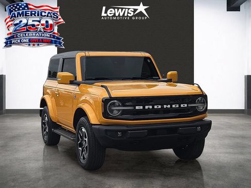 Used 2022 Ford Bronco Outer Banks AWD/4WD image 6