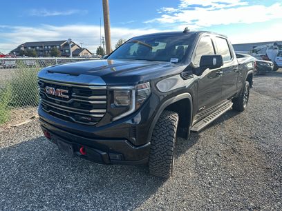 Used 2022 GMC Sierra 1500 AT4 w/ AT4 Premium Package