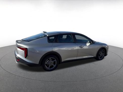 Used 2026 Kia K4 FWD image 15