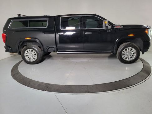 Used 2021 GMC Sierra 2500 Denali w/ Denali Ultimate Package image 3