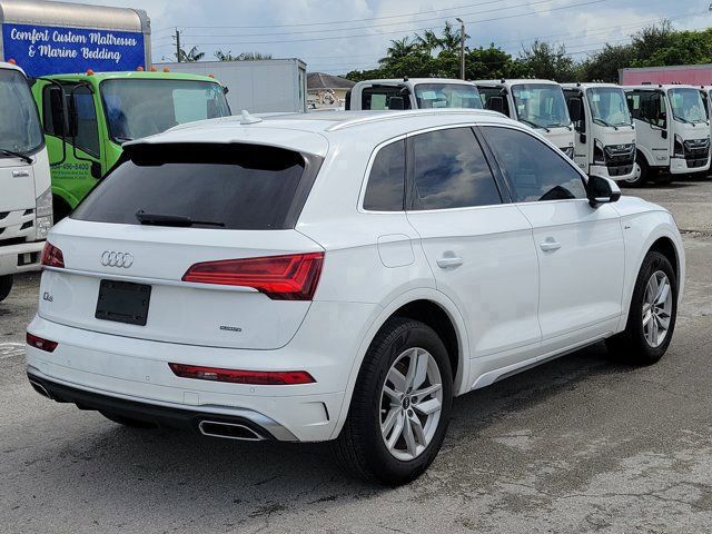 Used 2022 Audi Q5 2.0T Premium w/ Convenience Package AWD/4WD image 5