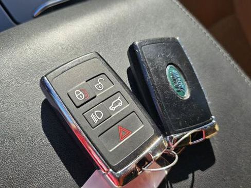 Used 2019 Land Rover Discovery HSE Luxury AWD/4WD image 28