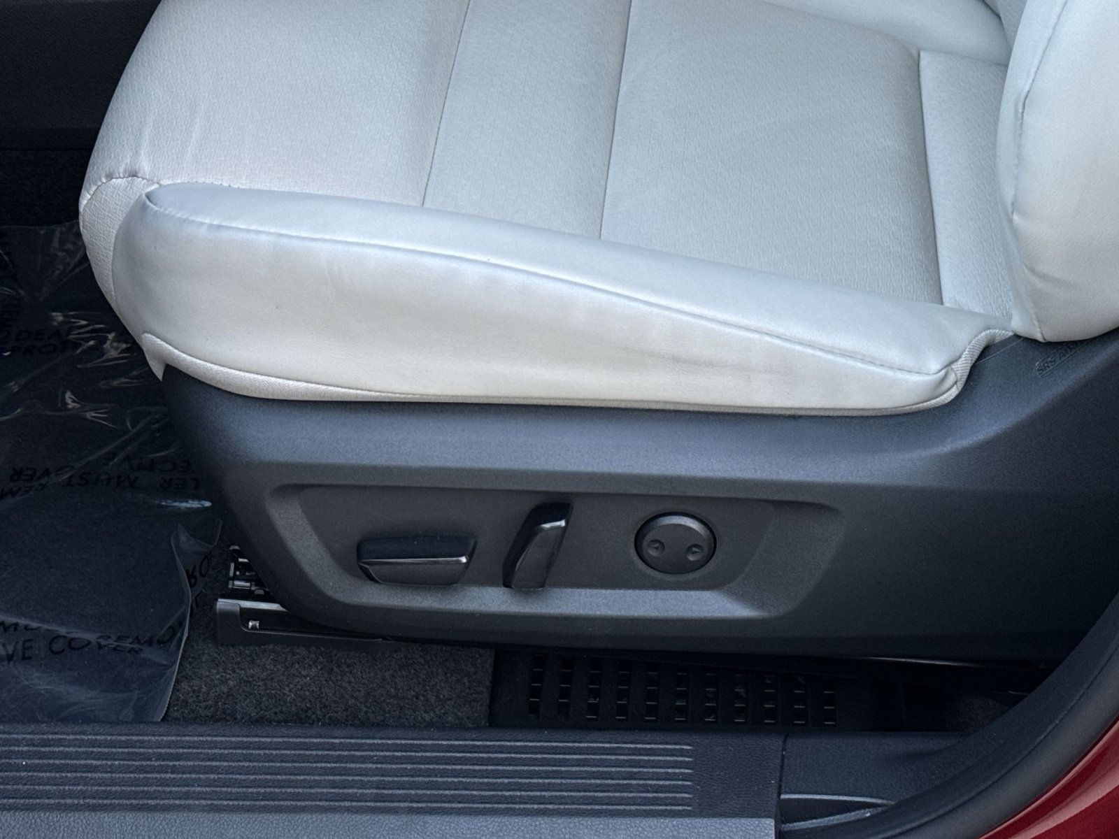 Used 2023 Nissan Rogue SV w/ SV Premium B Package FWD image 19