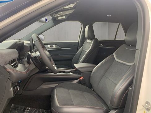 New 2025 Ford Explorer ST image 10