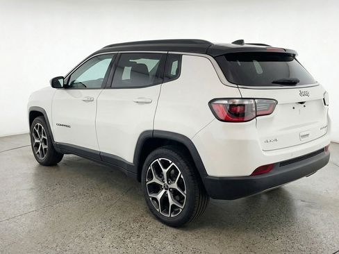 Used 2025 Jeep Compass Limited AWD/4WD image 6