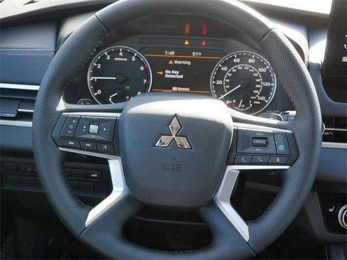 New 2026 Mitsubishi Outlander Trail Edition image 8