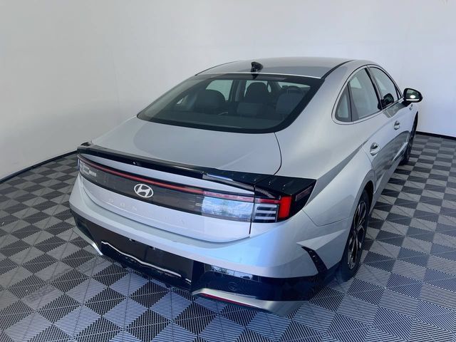 Used 2024 Hyundai Sonata SEL FWD image 3