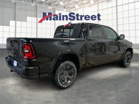 New 2026 RAM 1500 Big Horn AWD/4WD image 5
