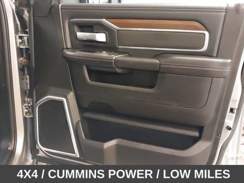 Used 2024 RAM 2500 Laramie AWD/4WD image 34