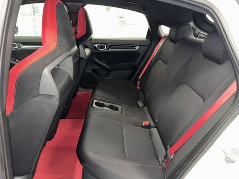 Used 2023 Honda Civic Type R image 17