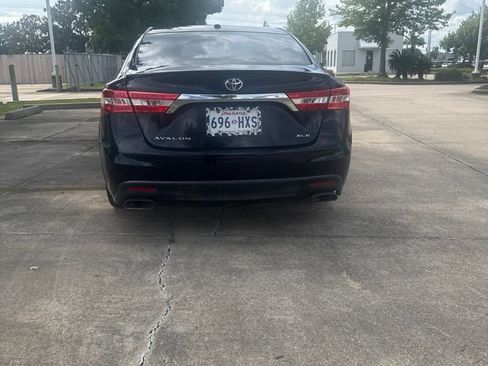 Used 2015 Toyota Avalon XLE Touring Sport Edition FWD image 3