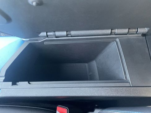 Used 2025 Chevrolet Equinox EV LT w/ Convenience Package image 31