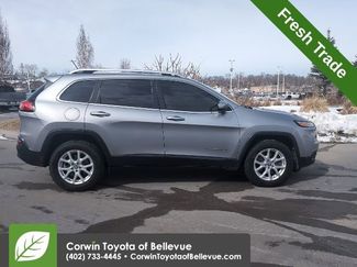 Used 2016 Jeep Cherokee Latitude w/ Cold Weather Group video 2