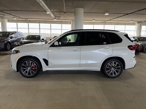 New 2026 BMW X5 sDrive40i w/ M Sport Package image 4