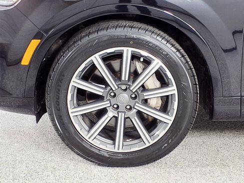 Used 2017 Audi Q7 3.0T Prestige w/ Prestige Package image 26