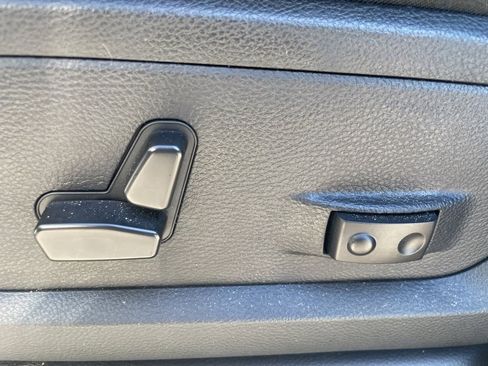 Used 2024 RAM 3500 Laramie w/ Towing Technology Group image 12