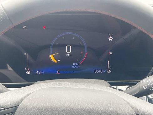 Used 2025 Chevrolet Trax RS w/ Driver Confidence Package FWD image 12